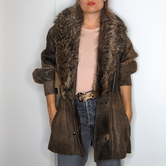 Beautiful Vintage Fur + Leather Jacket Coat - Picture 10 of 16